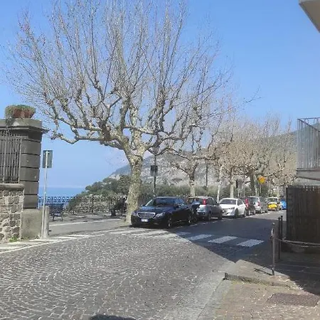 Corte Aragonese Piano di Sorrento